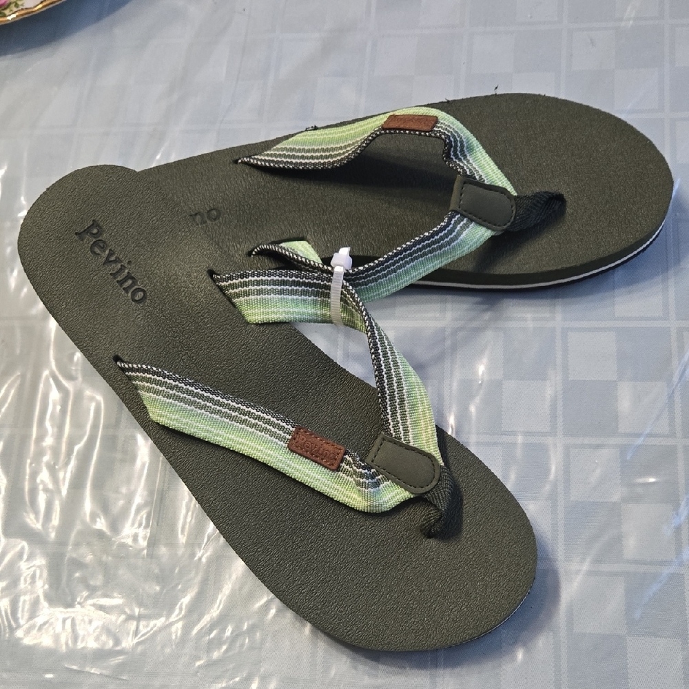 Women's Pevino Casual Green Sandals